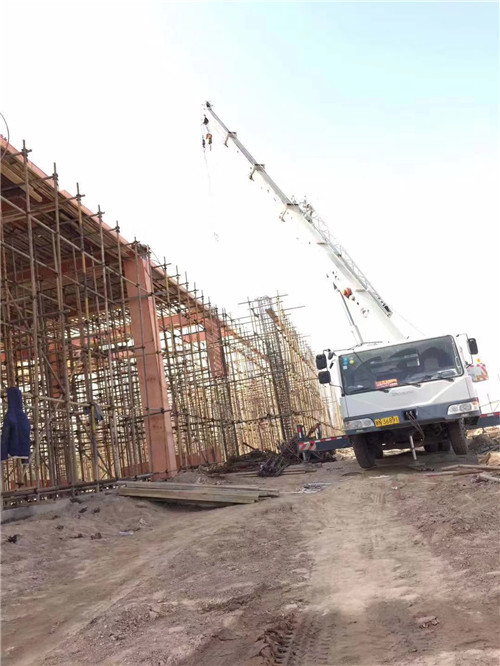 渝北区25 吨、50 吨吊车怎么选？多大重量 / 半径适合对应车型？